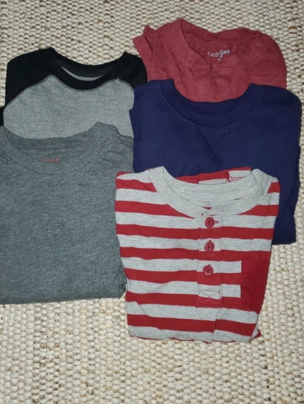 Boys 5T Cat & Jack Long Sleeves